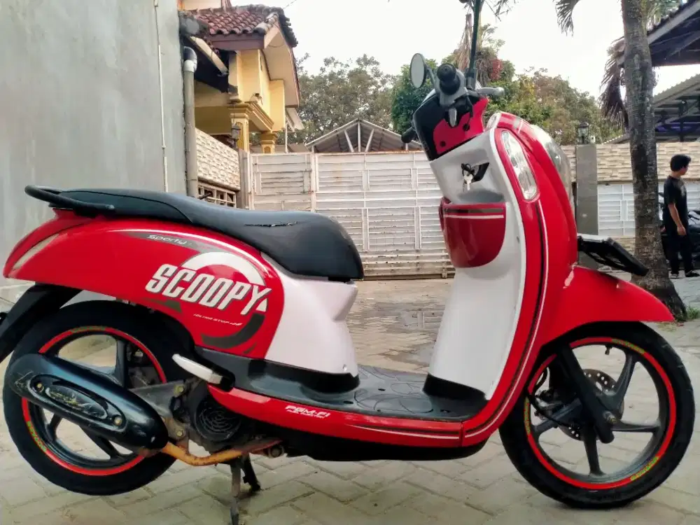 Honda Scoopy injeksi lengkap motor sehat keterangan detail dibawah
