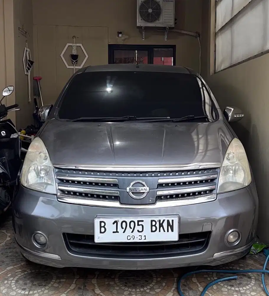 Grand livina 1.5xv At Ultimate