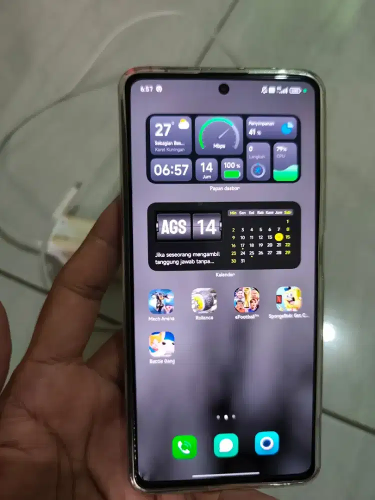 poco x5 pro 5G ram 8/256GB hp dan charger aja