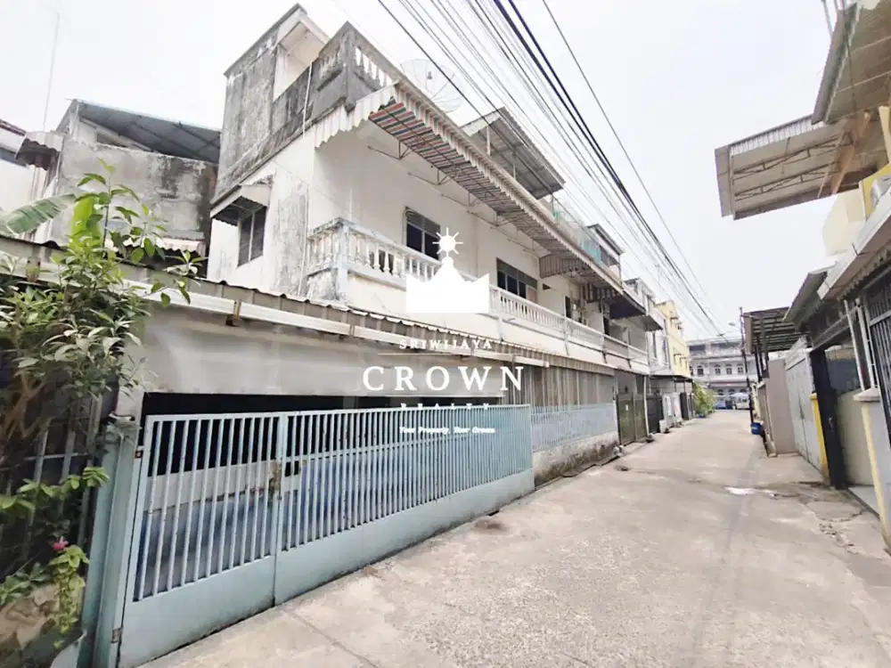 DIJUAL RUMAH 2,5 LANTAI DI DEMPO DALAM, PUSAT KOTA PALEMBANG – Rp1,35 MILIAR NEGO