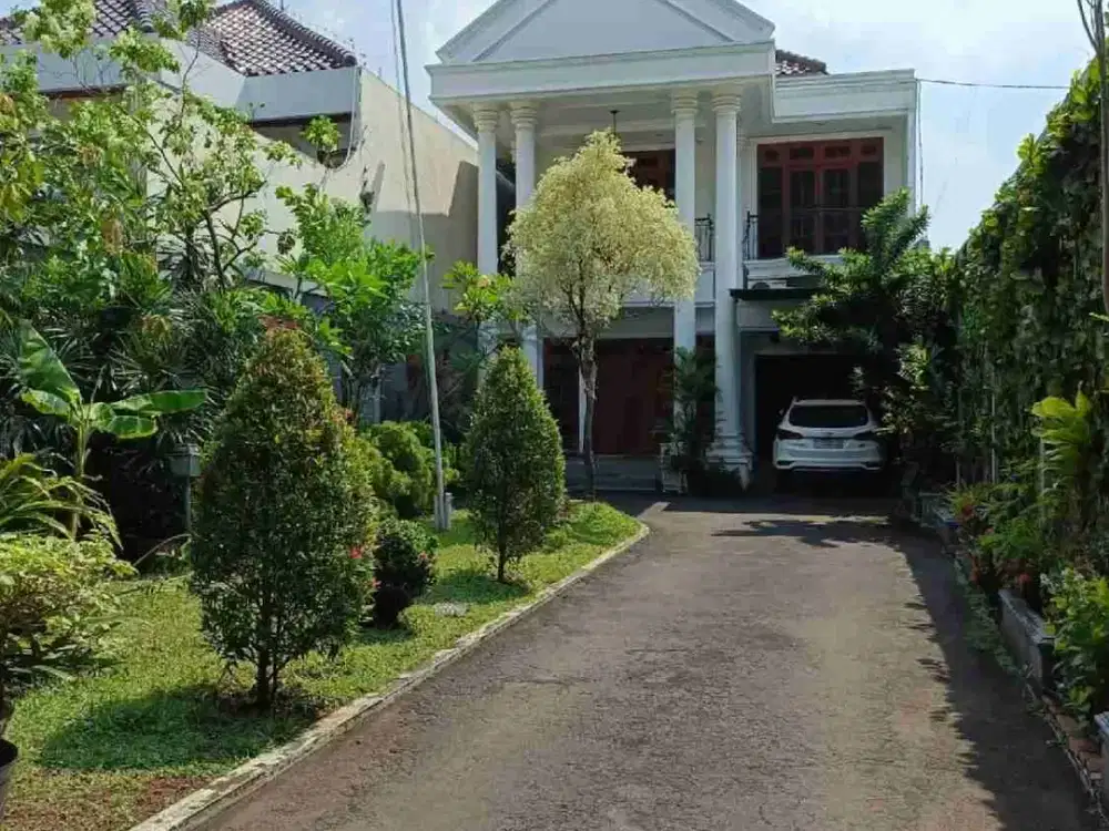 RUMAH MEWAH 2 LANTAI SHM LOKASI STRATEGIS MENTENG DALAM JAKARTA SELATAN LOKASI STRATEGIS BANGUNAN TERAWAT SIAP HUNI