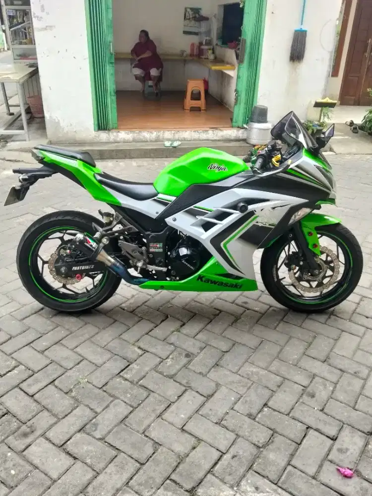 Kawasaki ninja 250 ABS SE type tinggi