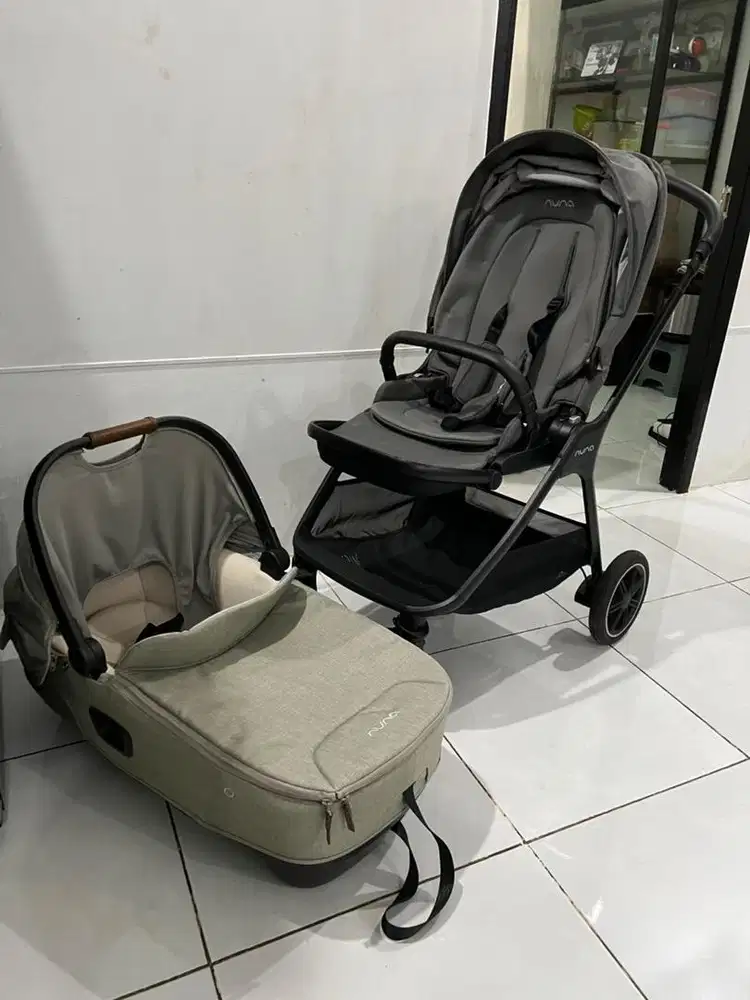 Dijual stroller nuna triv next dan basinet