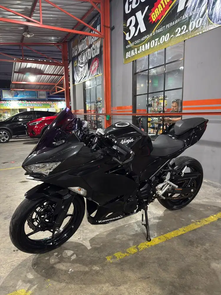DIJUAL NINJA 250 FI ISTIMEWA