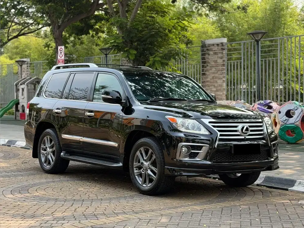 LEXUS LX570 2012 FACELIFT TERMURAH