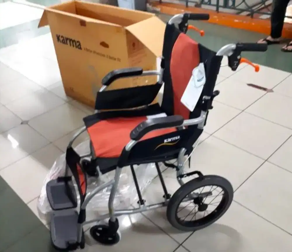 Kursi Roda Karma-Ergo kondiri baru