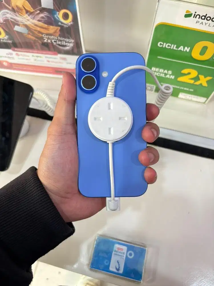 iPhone 16 Basic