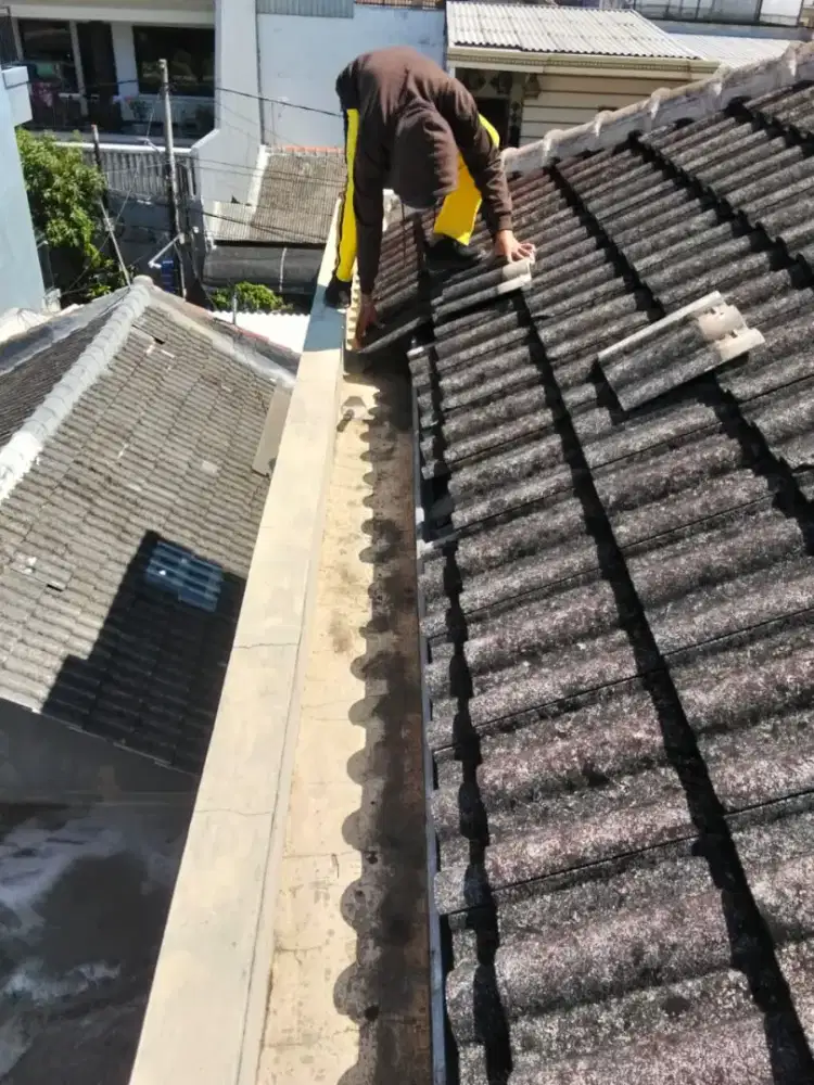 Tukang Renovasi Rumah & Bangunan.