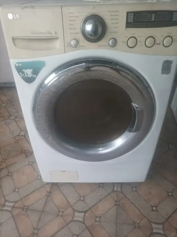 Mesin cuci LG 13 kg