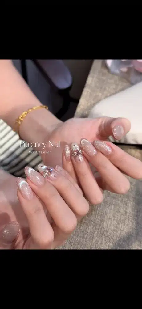 Dibutuhkan therpaist eyelash & nails (khusus yang sudah ad pengalaman)
