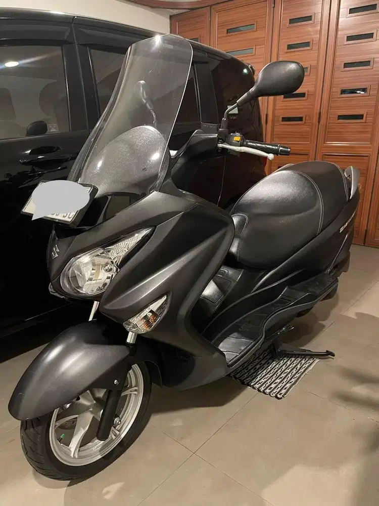 Suzuki Burgman 200 Tahun 2015 Very LOW KM