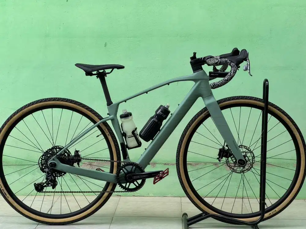 Polygon tambora g5 sepeda gravel 700c frame carbon size s like new