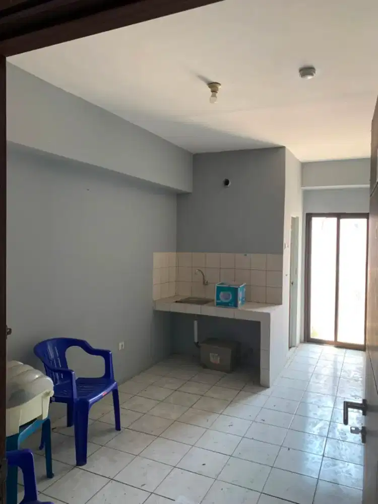 Dijual Apartemen View Flamboyan Tower Lt 11 No.16 Luas:35 Hrg:225 jt