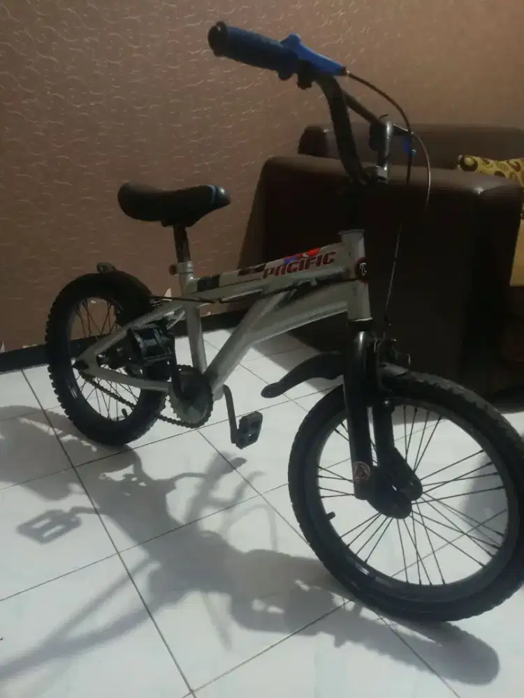 Sepeda anak BMX ukuran 16