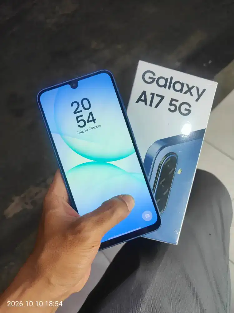 Samsung a17 5g 8/256 no minus like new gransi masih panjang