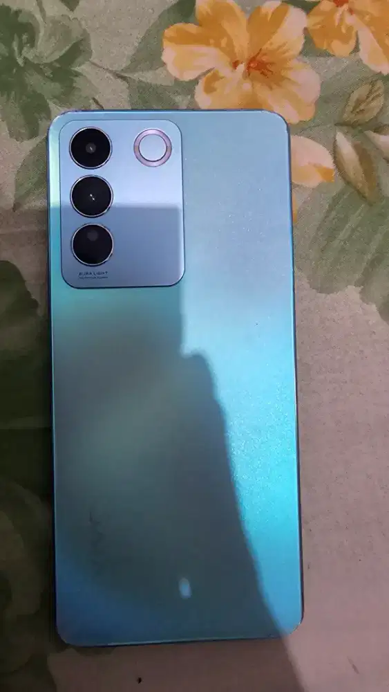 Vivo v27e 8/256