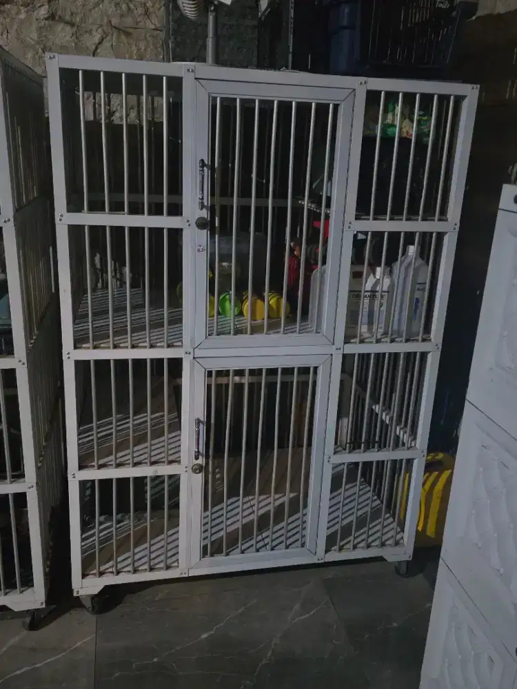 Kandang Bekas Kucing Aluminium