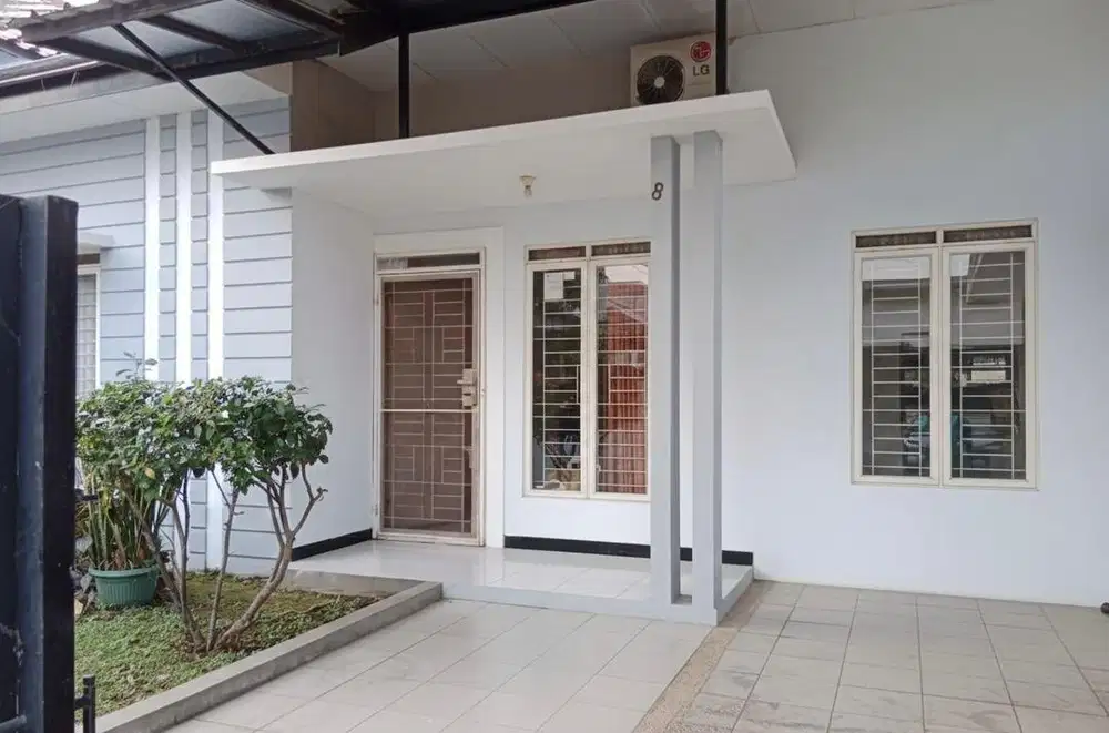 Rumah tinggal satu lantai siap huni, layout nyaman, bersih terawat