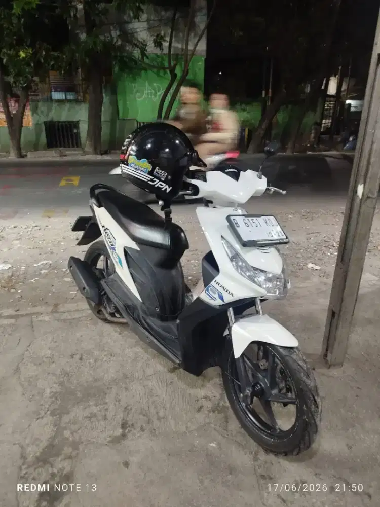 Dijual honda beat karbu 2010
