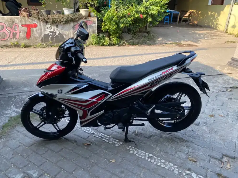 Yamaha Jupiter MX king THN 2016 plat AB Bantul