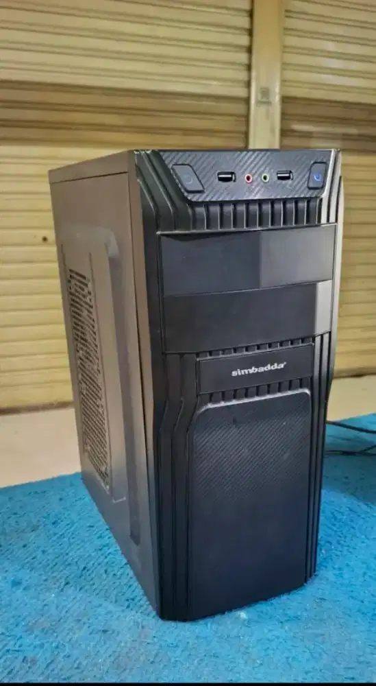 PC AMD R3 3200G