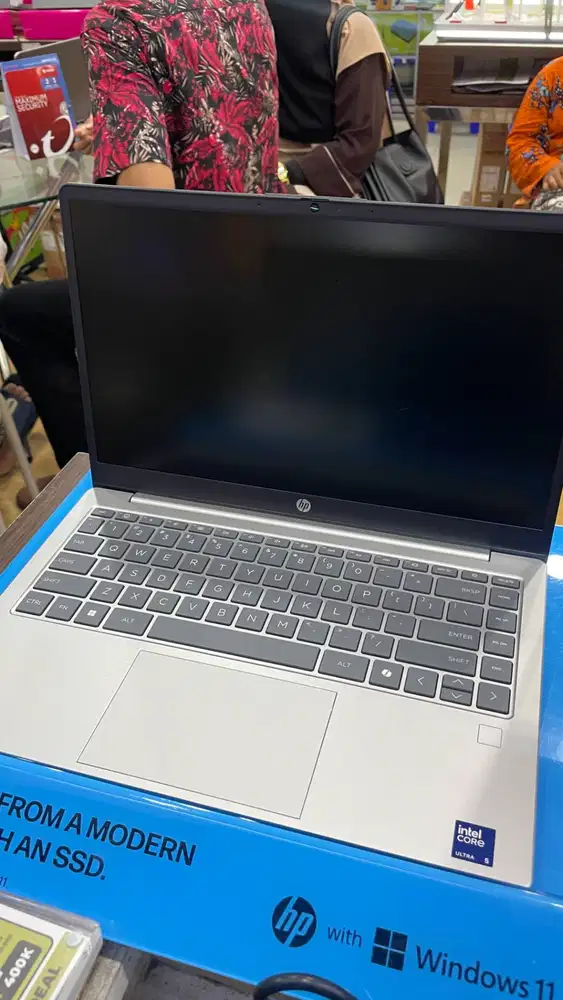 Laptop AI HP 14 HC0191TU Intel CoreTM Ultra 5 225U 8GB/512GB