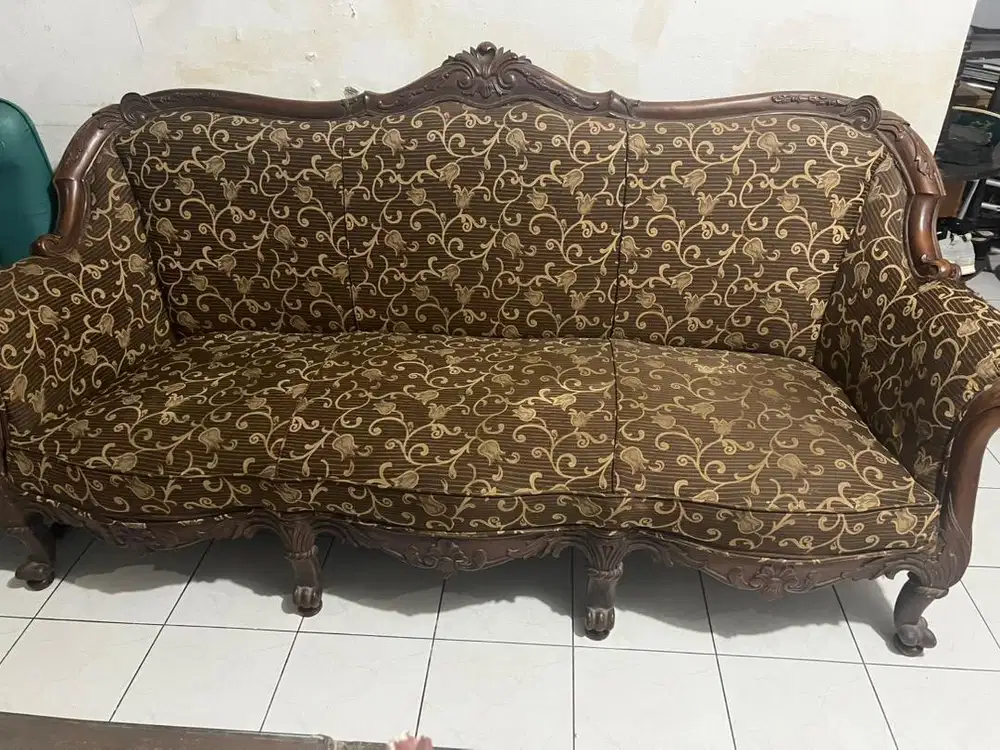Sofa asli jepara