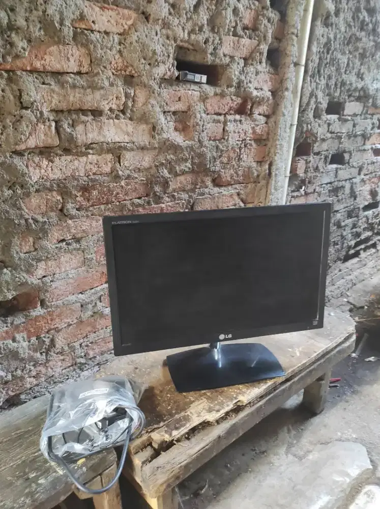 MONITOR LG 22 INCH