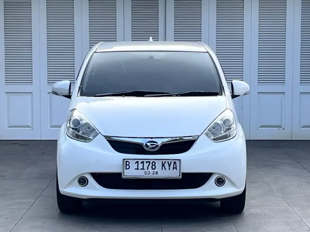 DAIHATSU SIRION RS MATIC•KM 130RB RECORD•KREDIT DP 15JT