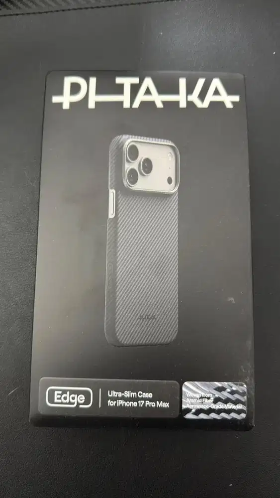 apple iphone 17 pro max  PITAKA carbon edge new series 2026 like new
