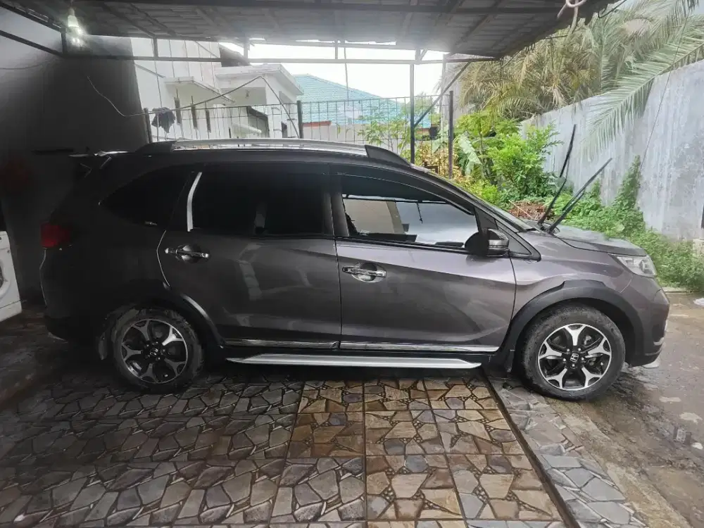 Honda brv prestige A/T 2018