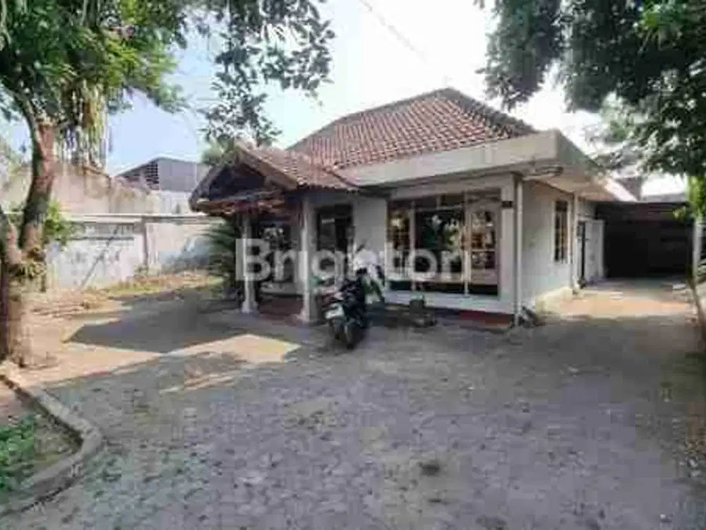 DIJUAL TANAH SUPER STRATEGIS BONUS BANGUNAN  DEKAT ALUN-ALUN SELATAN DI JANTUNG KOTA JOGJA