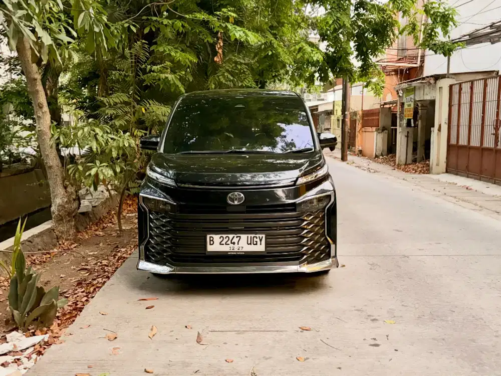 Toyota New Voxy 2022 (Pribadi)