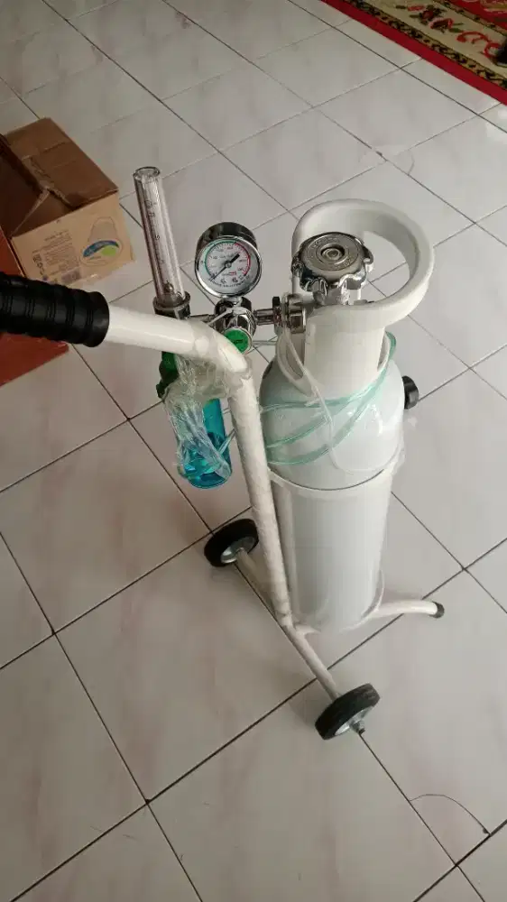 Tabung oksigen 1m3 fullset baru pakai 2 hari lengkap troli