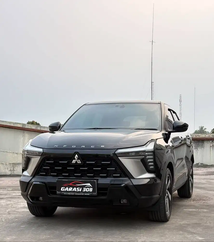 Mitsubishi X-force Ultimate 2024 Hitam Kilometer 18 rb Xforce