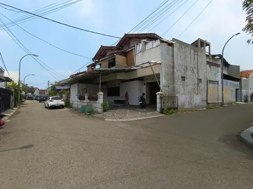 Rumah Hook 8 Kamar di Bandung Kulon, Cocok untuk Kantor atau Mess