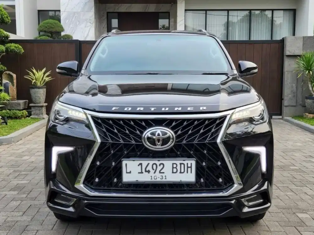 Fortuner VRZ 4x2 Automatic Istimewa Pajak Baru Gres