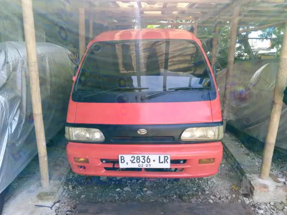 Di jual mobil zebra tahun 1995