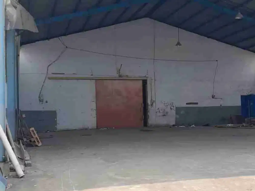 Disewakan gudang besar akses kontainer tambun