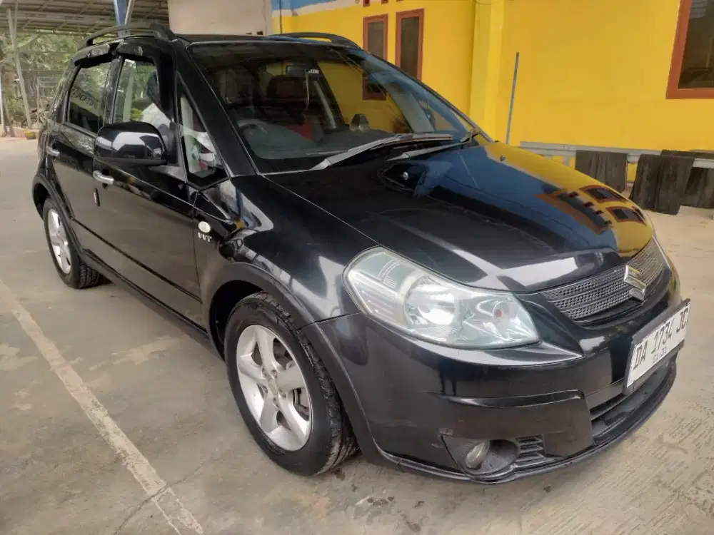 Suzuki Xover 1.5 Tahun 2008 (Manual)