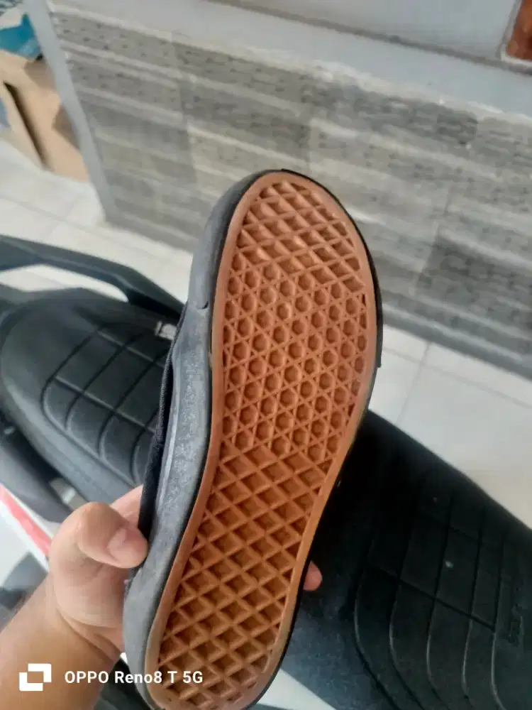 Sepatu Vans anak sekolah