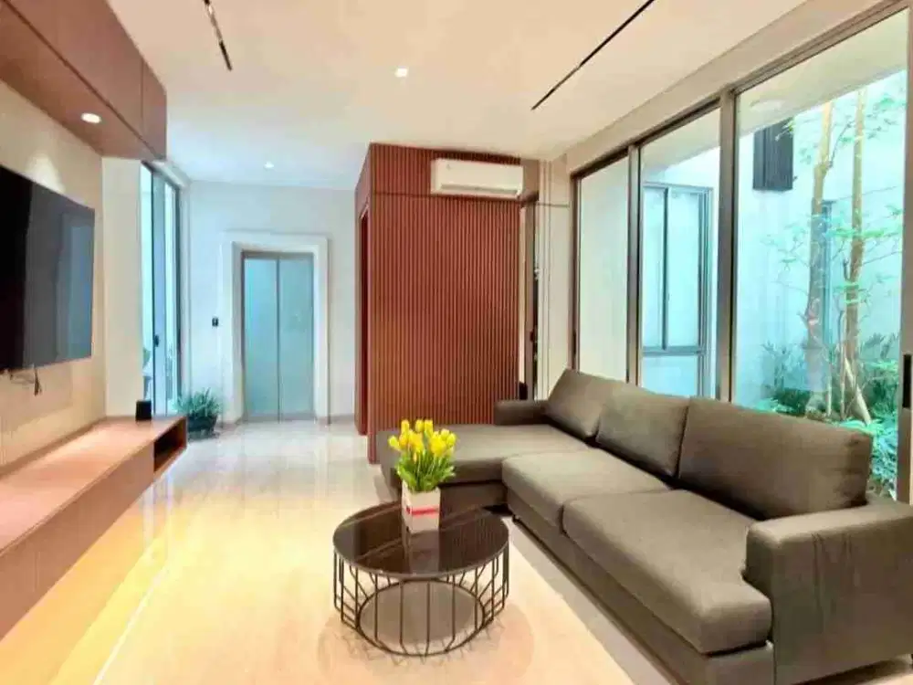 Rumah Baru Modern Luxury Pulomas 3 Lantai SHM Ada Lift Private & Full Marmer - Bisa Nego