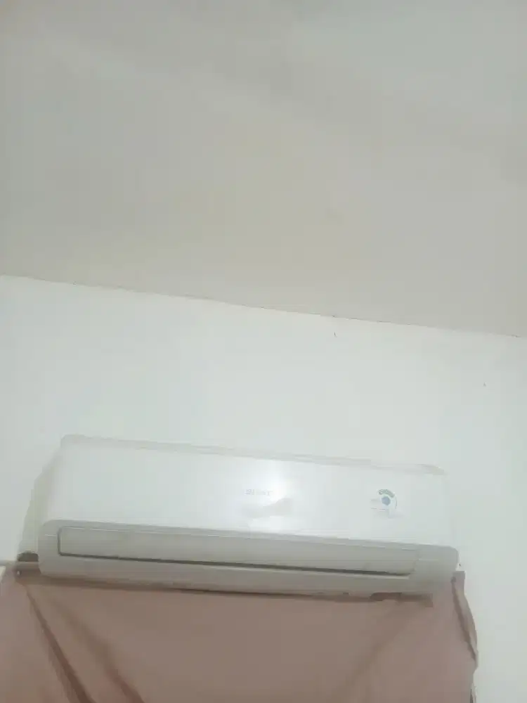 Dijual AC sharp