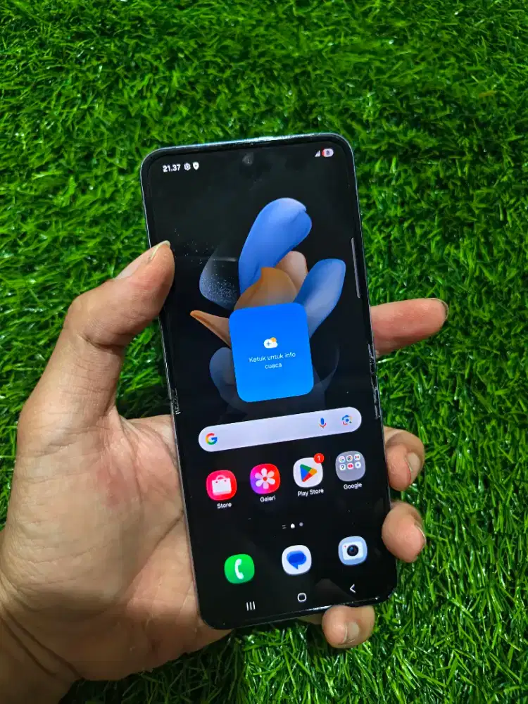 SAMSUNG Z FLIP 4 5G 8/256 RESMI SEIN