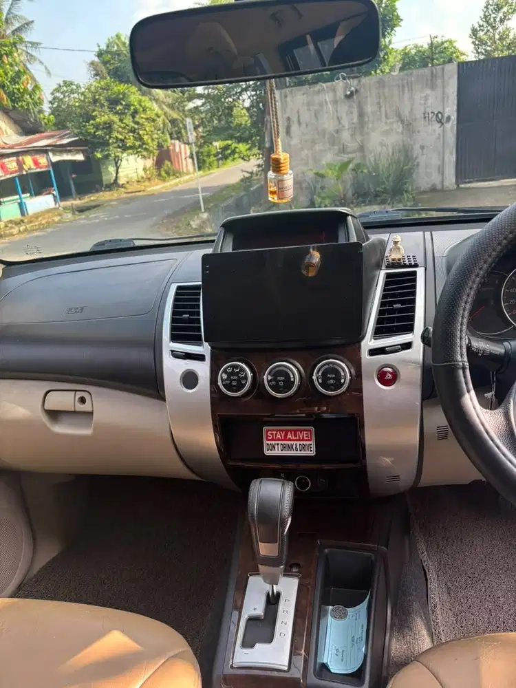Pajero Sport Exceed 4x2 AT 2014