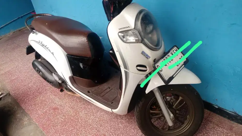 Scoopy 2017 Warna putih