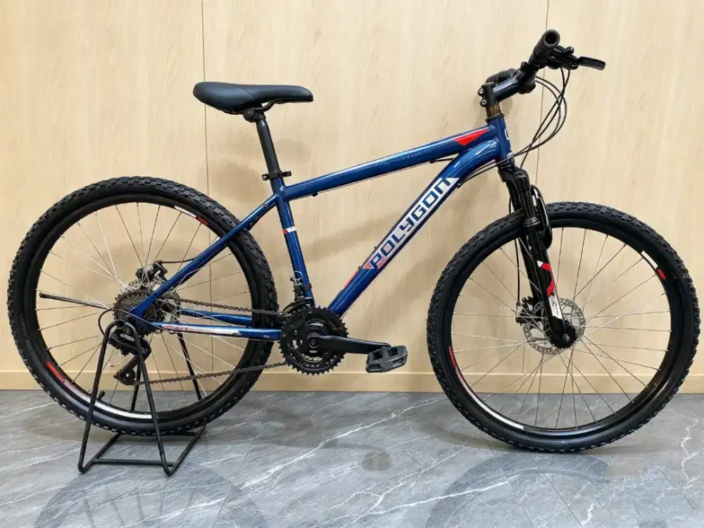 Sepeda gunung MTB Polygon monarch 3