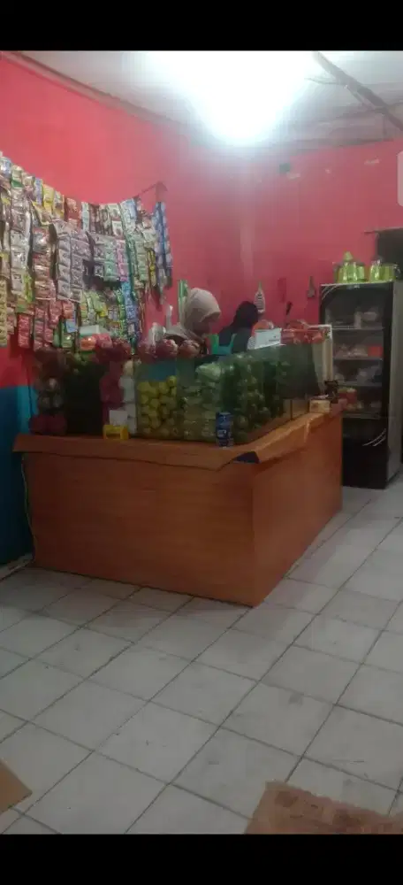 Dicari wanita jaga toko kopi