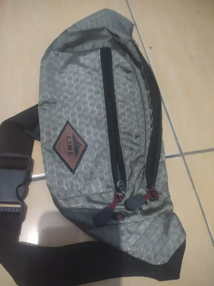 Tas pinggang/waist bag ori