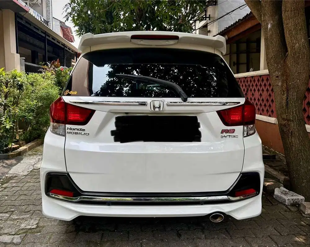 Honda Mobilio RS Facelift Metic Putih Warna Favorit